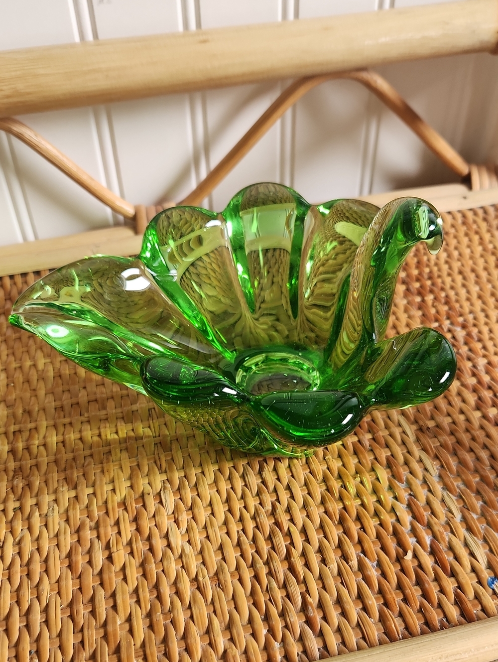 Murano Stretch Bowl - Picture 3 of 5